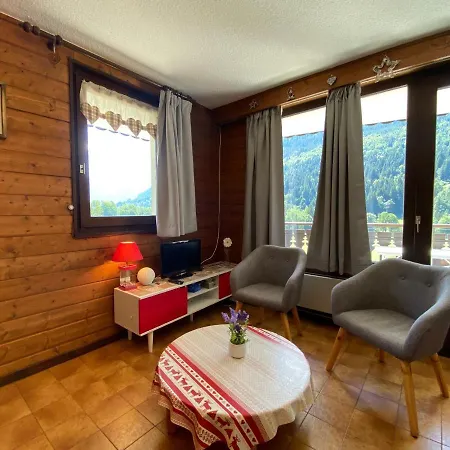 Cosy Au Coeur Du Village Avec Multi Pass Et Balcon Sud - Fr-1-692-23 Apartment *